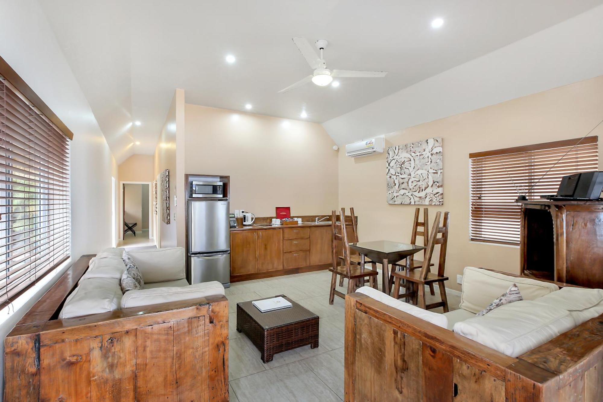 Crown Beach Resort & Spa (Adults Only) Rarotonga Exterior foto