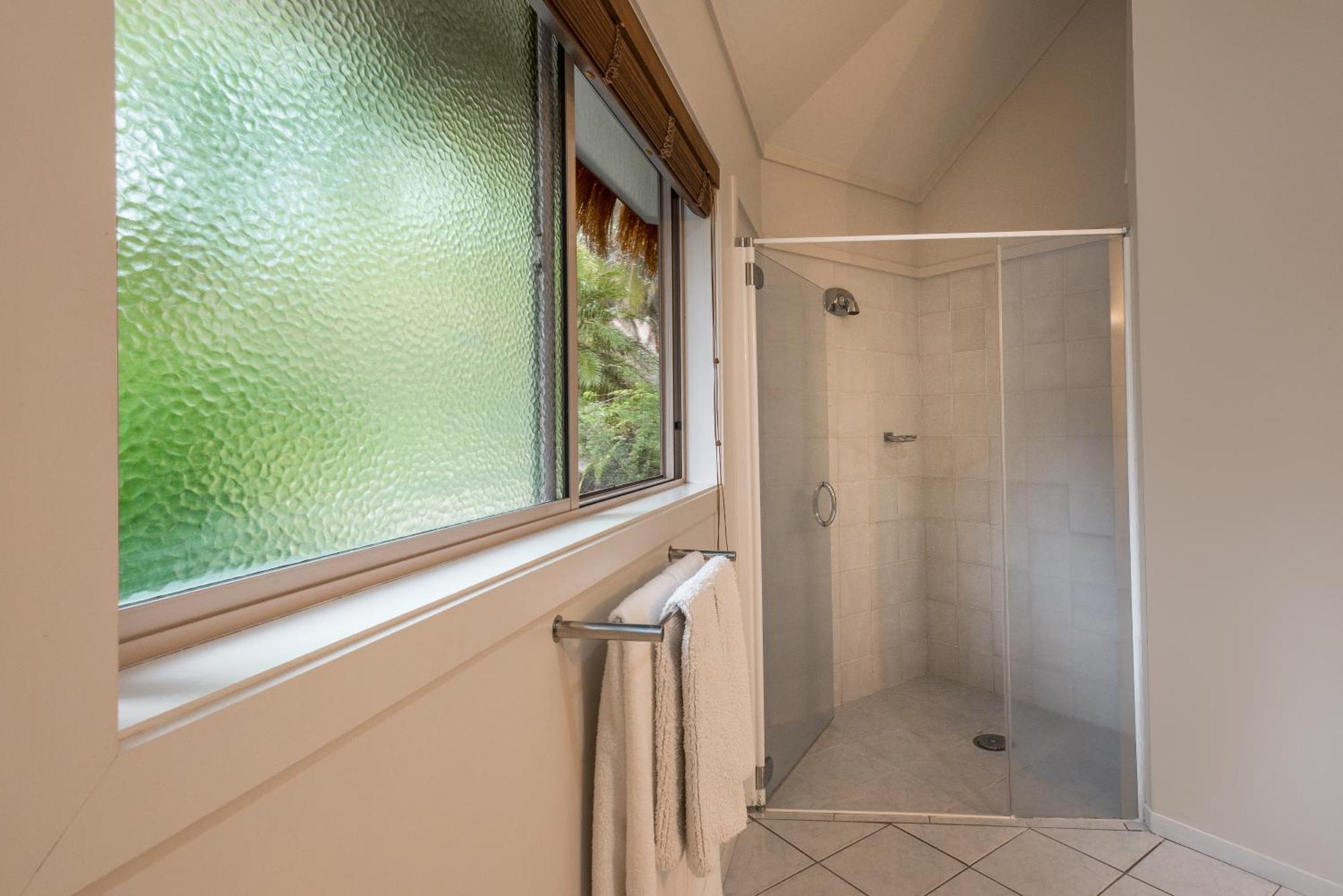 Crown Beach Resort & Spa (Adults Only) Rarotonga Exterior foto