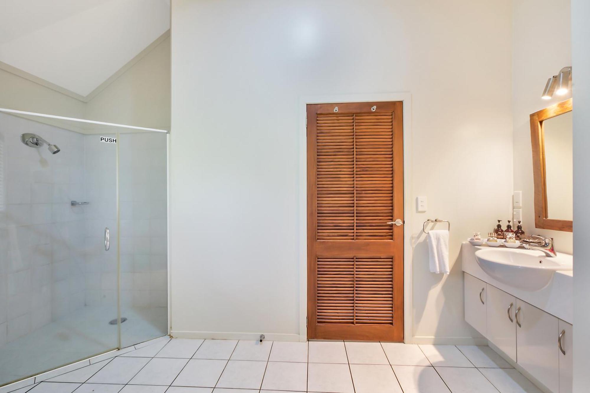 Crown Beach Resort & Spa (Adults Only) Rarotonga Exterior foto